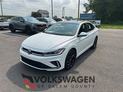 New 2025 Volkswagen Jetta SE