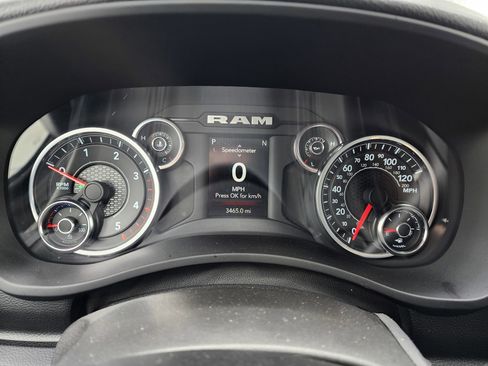 Used 2024 RAM 3500 Big Horn w/ Sport Appearance Package image 10