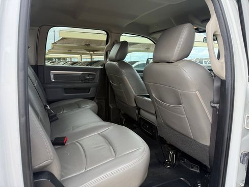 Used 2018 RAM 2500 SLT image 16