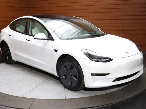 Used 2021 Tesla Model 3 Long Range image 19