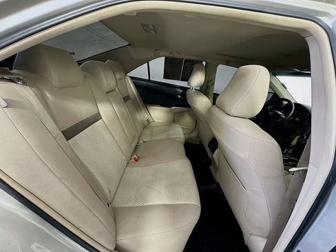 Used 2014 Toyota Camry XLE FWD image 25