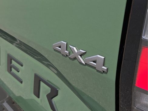 New 2026 Nissan Frontier SV w/ Tow Package image 8