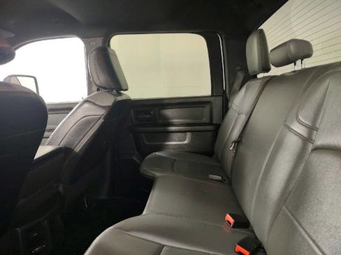Used 2023 RAM 2500 Tradesman w/ Chrome Appearance Group AWD/4WD image 14