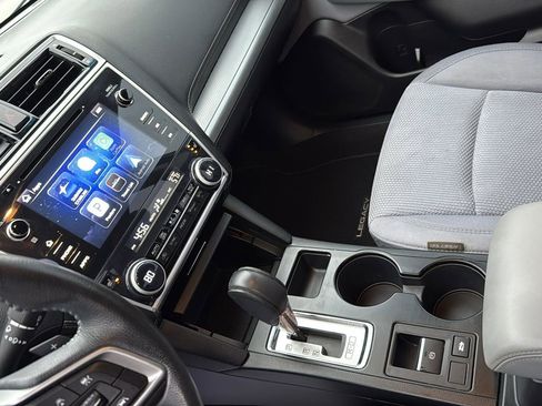 Used 2018 Subaru Legacy 2.5i Premium image 21