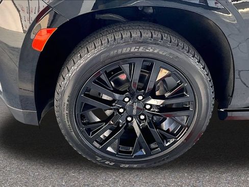 Used 2022 GMC Yukon XL Denali AWD/4WD image 34