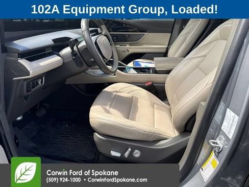 Used 2025 Lincoln Nautilus Premier w/ Equipment Group 102A AWD/4WD image 7