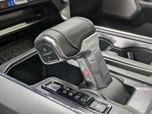 Used 2025 Ford F150 Lariat w/ Equipment Group 502A High image 14