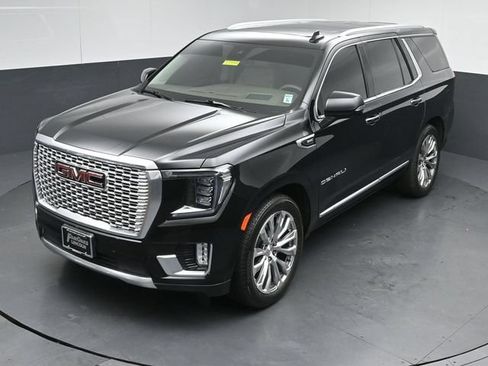 Used 2024 GMC Yukon Denali w/ Advanced Technology Package AWD/4WD image 48