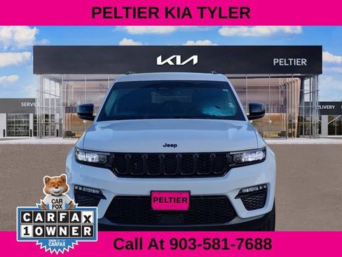 Used 2023 Jeep Grand Cherokee Limited w/ Black Appearance Package image 2