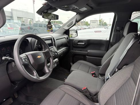 Used 2023 Chevrolet Silverado 1500 Custom AWD/4WD image 12