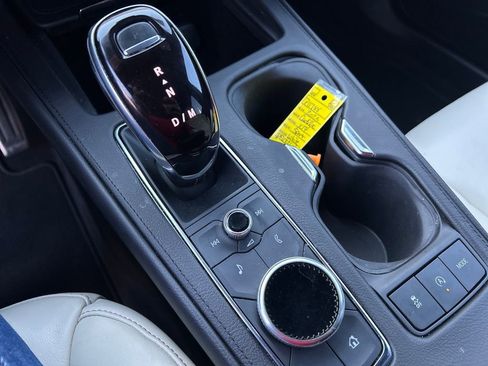 Certified 2023 Cadillac XT4 Sport image 25