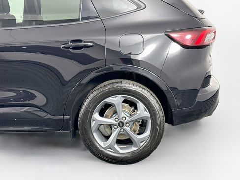 Used 2023 Ford Escape ST-Line w/ Tech Pack #1 AWD/4WD image 42
