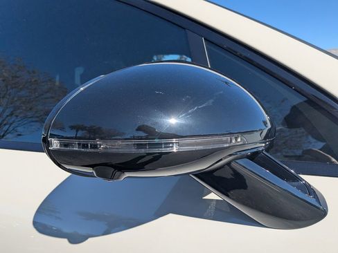 Used 2024 Porsche Macan GTS image 24