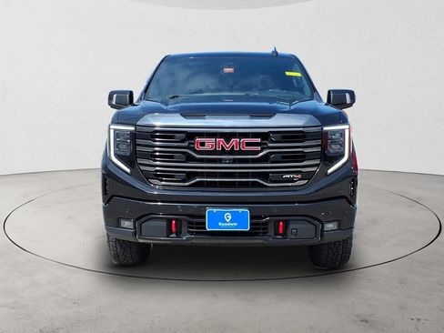 Used 2023 GMC Sierra 1500 AT4 w/ AT4 Premium Package AWD/4WD image 2