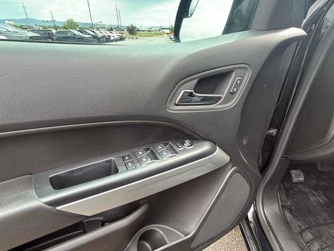Used 2022 Chevrolet Colorado ZR2 AWD/4WD image 15