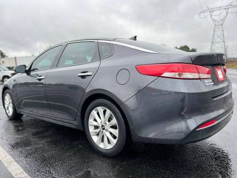 Used 2018 Kia Optima EX w/ Premium Package FWD image 5