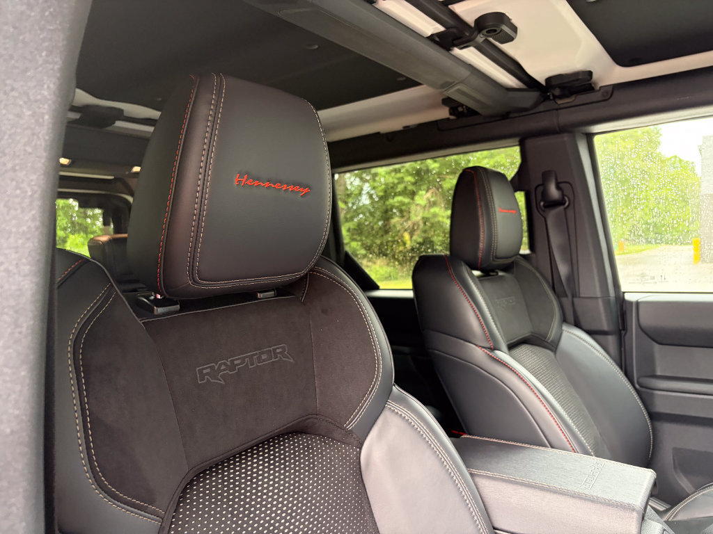 New 2026 Ford Bronco Raptor w/ Interior Carbon Fiber Pack AWD/4WD image 30
