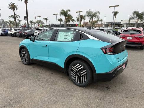 New 2026 Nissan Leaf SV+ w/ Floor Mat Package (SV+) image 4