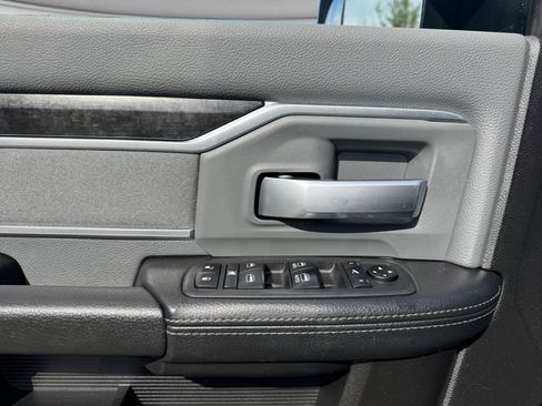 Used 2019 RAM 2500 Big Horn AWD/4WD image 13
