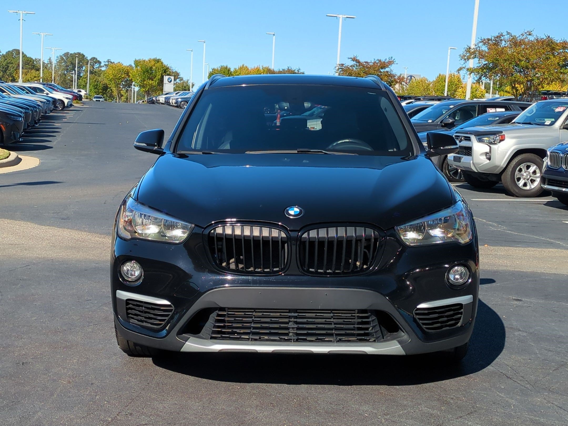 Used 2018 BMW X1 xDrive28i w/ Convenience Package AWD/4WD image 3