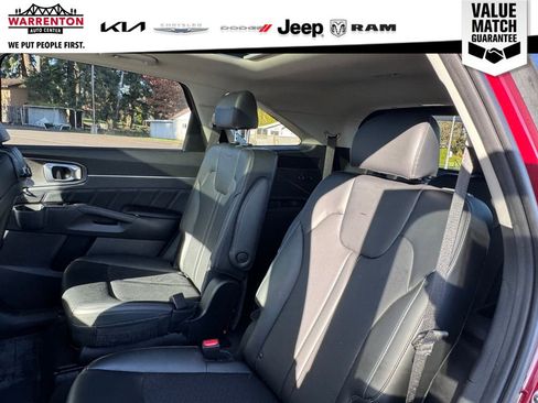 Used 2023 Kia Sorento SX image 36