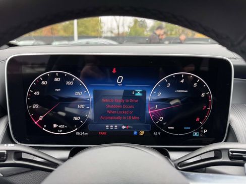 Certified 2025 Mercedes-Benz GLC 300 4MATIC image 20