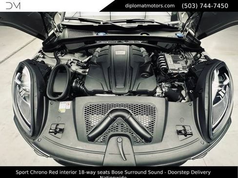 Used 2022 Porsche Macan GTS AWD/4WD image 46