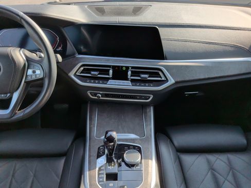 Used 2023 BMW X5 xDrive40i AWD/4WD image 32