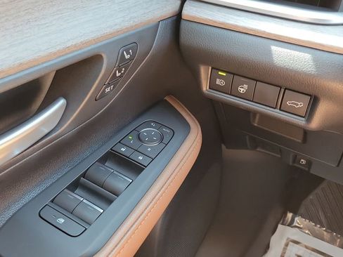 Certified 2026 Toyota Grand Highlander AWD image 19