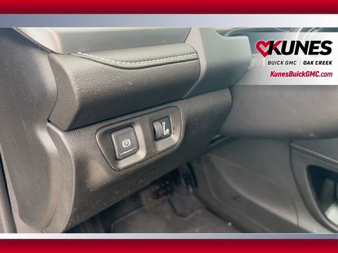 Used 2023 GMC Acadia SLE w/ Driver Convenience Package image 18