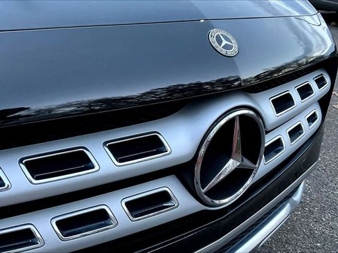 Used 2018 Mercedes-Benz GLA 250 image 27