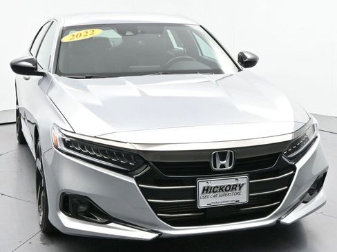 Used 2022 Honda Accord Sport image 2