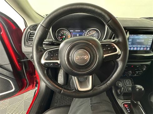 Certified 2021 Jeep Compass Latitude image 22