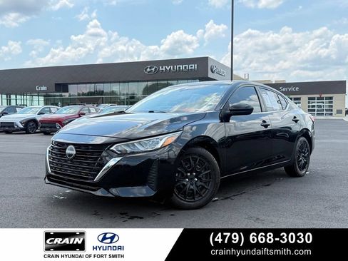 Used 2025 Nissan Sentra S FWD image 1