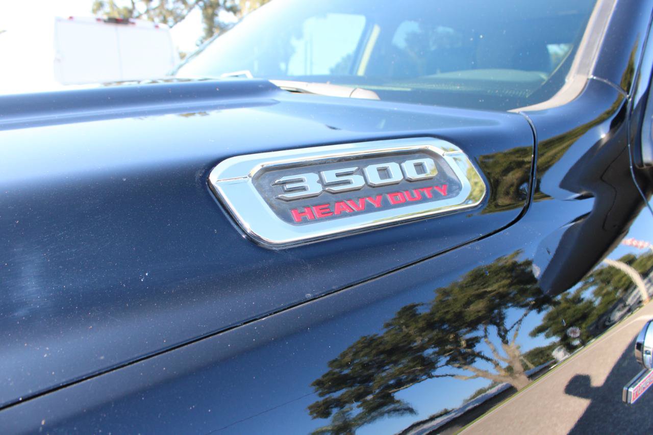 Used 2019 RAM 3500 Laramie AWD/4WD image 11