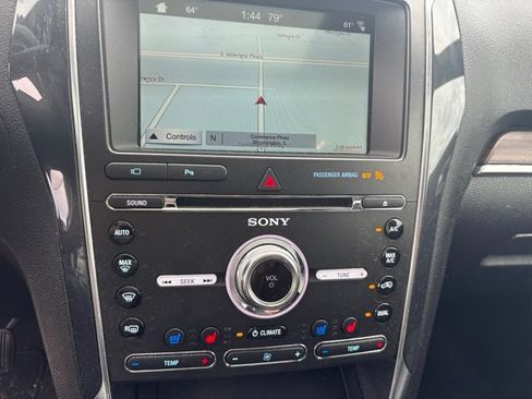 Used 2018 Ford Explorer Limited AWD/4WD image 8