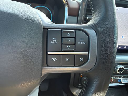 Used 2023 Ford F150 Lariat w/ Equipment Group 502A High AWD/4WD image 23