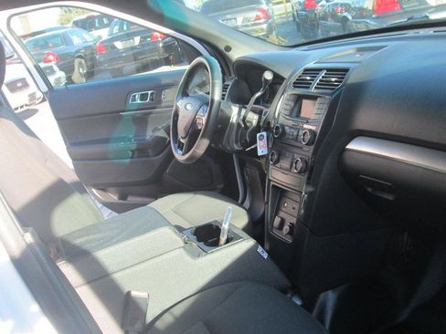 Used 2017 Ford Explorer 4WD Police Interceptor image 13