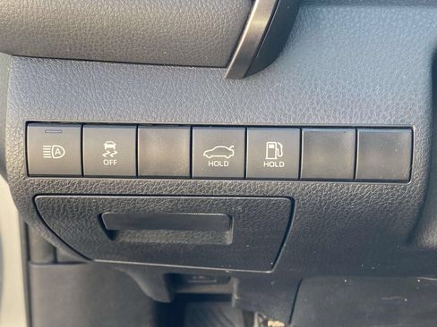 Used 2024 Toyota Camry SE FWD image 17
