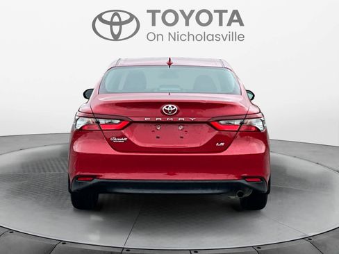 Used 2023 Toyota Camry LE image 5