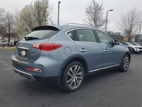 Used 2017 INFINITI QX50 2WD w/ Technology Package image 4