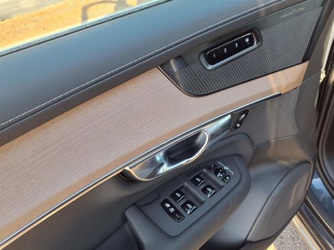 New 2026 Volvo XC90 T8 Plus w/ Protection Package image 10