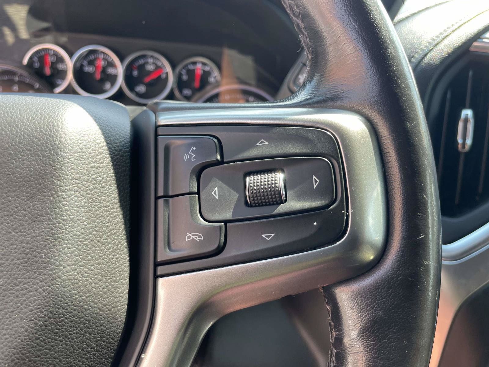 Used 2022 Chevrolet Silverado 1500 RST w/ Safety Package AWD/4WD image 8