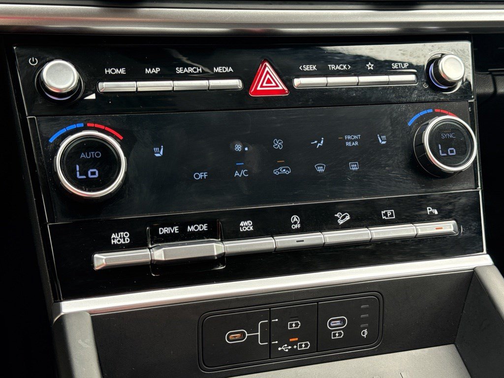 Used 2025 Hyundai Santa Fe XRT AWD/4WD image 22