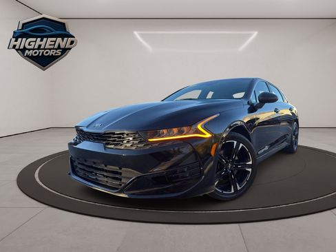 Used 2021 Kia K5 GT-Line image 2