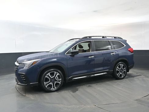 Used 2024 Subaru Ascent Touring w/ Popular Package #2 image 2