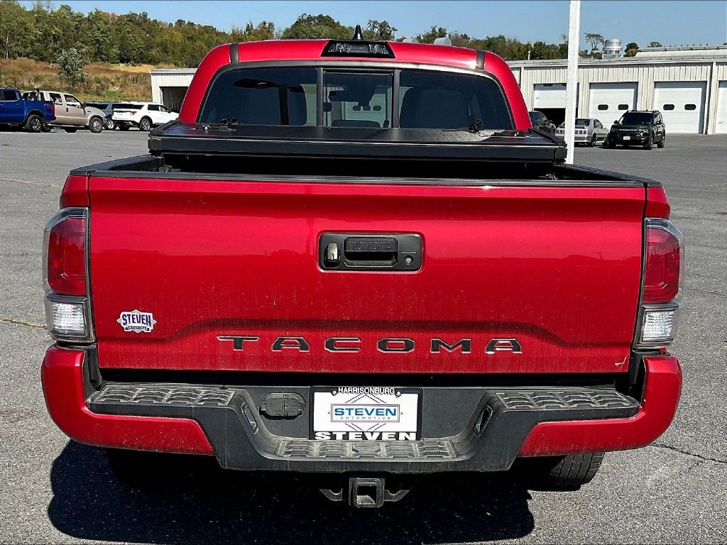 Used 2021 Toyota Tacoma SR AWD/4WD image 13