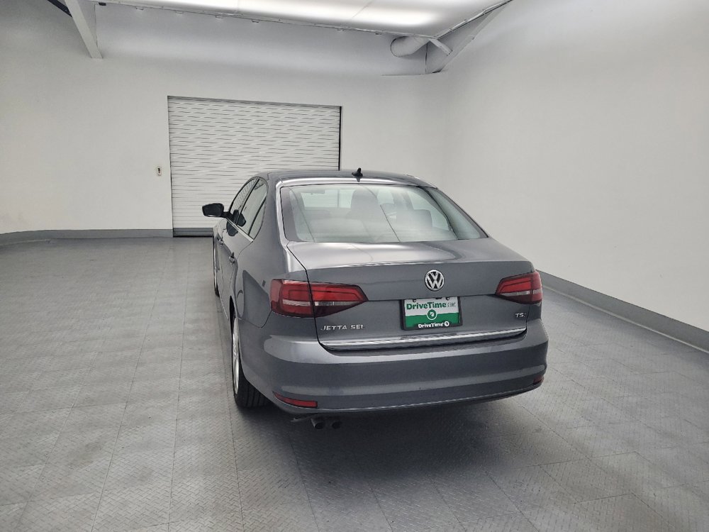 Used 2017 Volkswagen Jetta SEL FWD image 6
