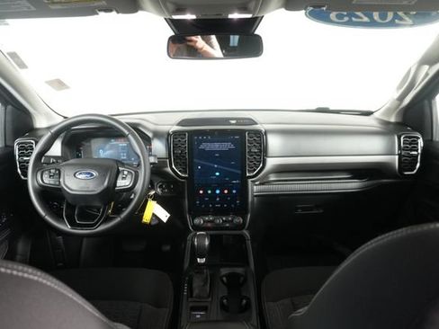Used 2025 Ford Ranger XLT AWD/4WD image 31