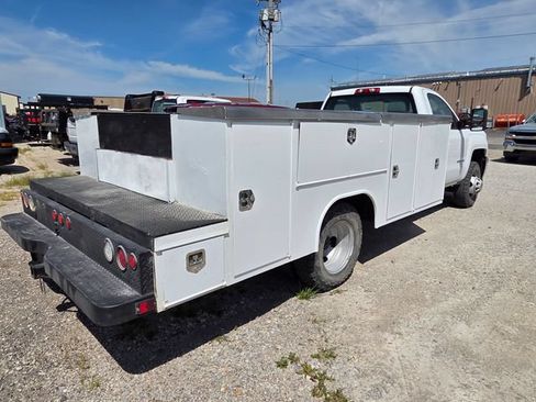 Used 2019 Chevrolet Silverado 3500 W/T w/ WT Convenience Package AWD/4WD image 3